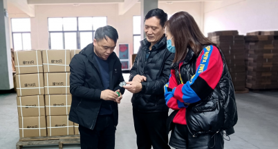 加強協作 增進合力  ——采購部門對協作廠家全自動流水線進行考察
